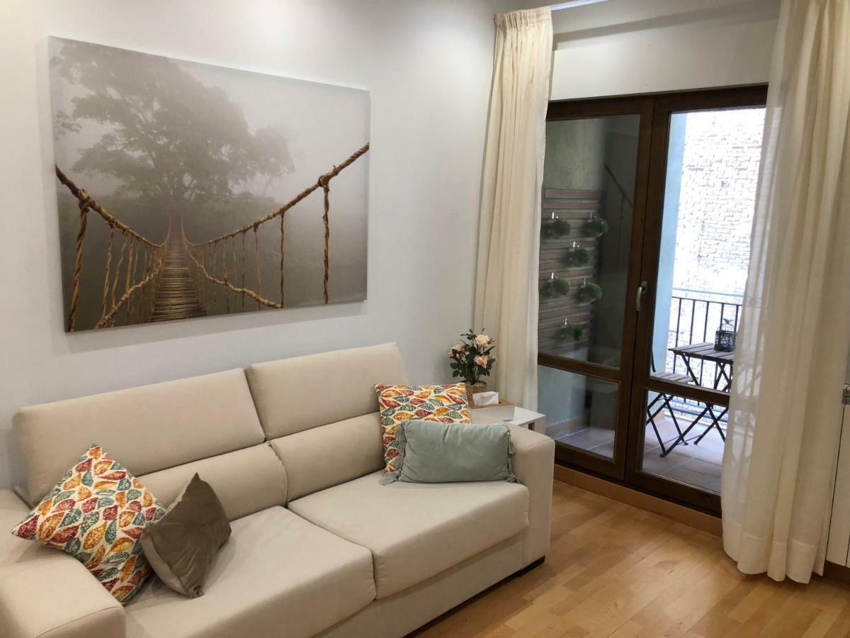 Palacete de Tudela - parking incluido Appartement Buitenkant foto