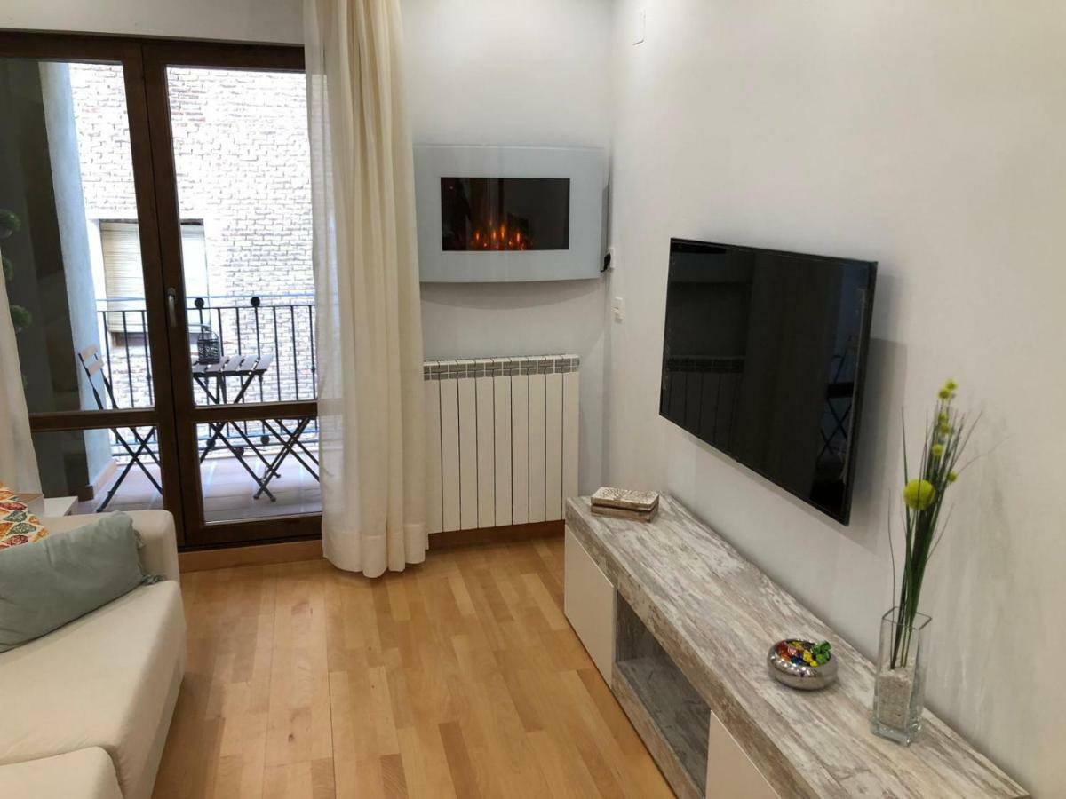 Palacete de Tudela - parking incluido Appartement Buitenkant foto